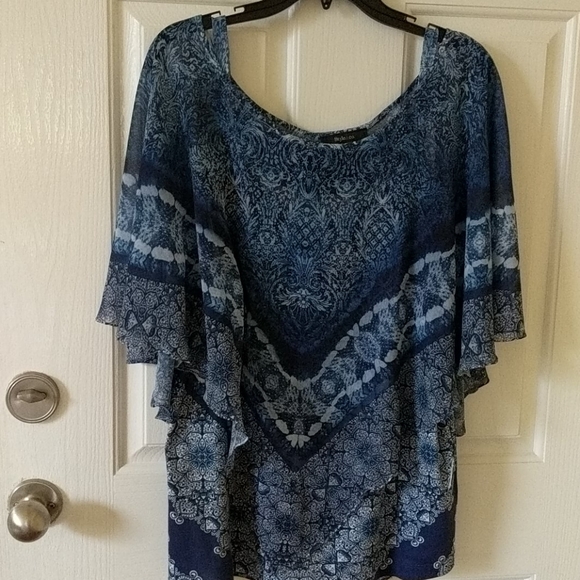 Blouse - Picture 2 of 5